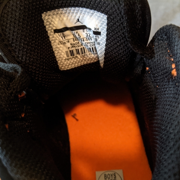 NWT Air Jordan 1 Mid PS Sneakers in Black/Cone - Picture 11 of 11